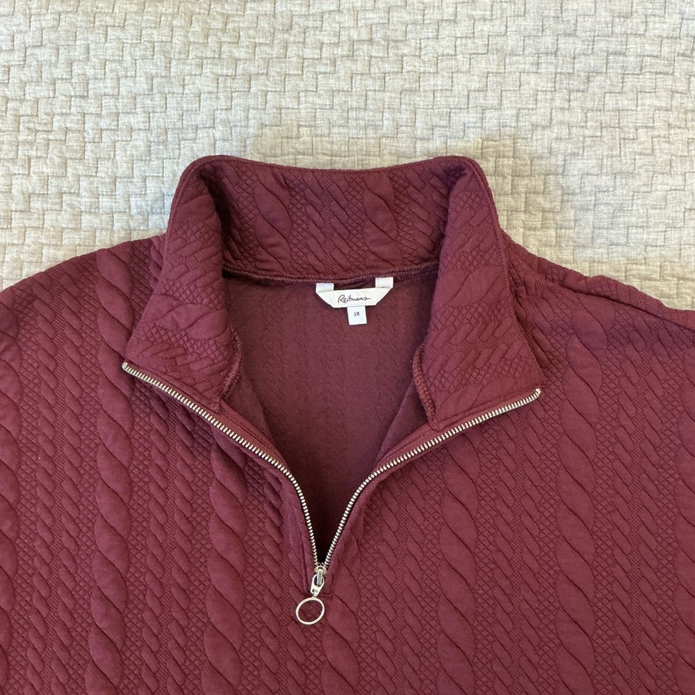 Reitmans Burgundy Quilted Sweatshirt